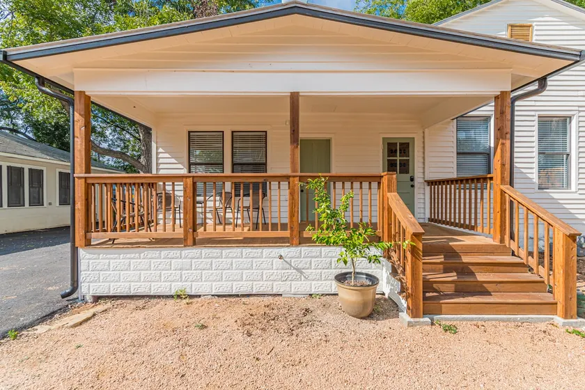 Fully-restored 1850s German Home in Downtown NB |B - Image 1