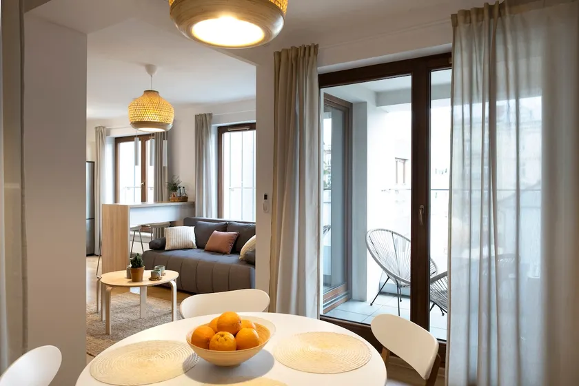 Apartment in the Center, Tenement House Pod 7 - Image 1