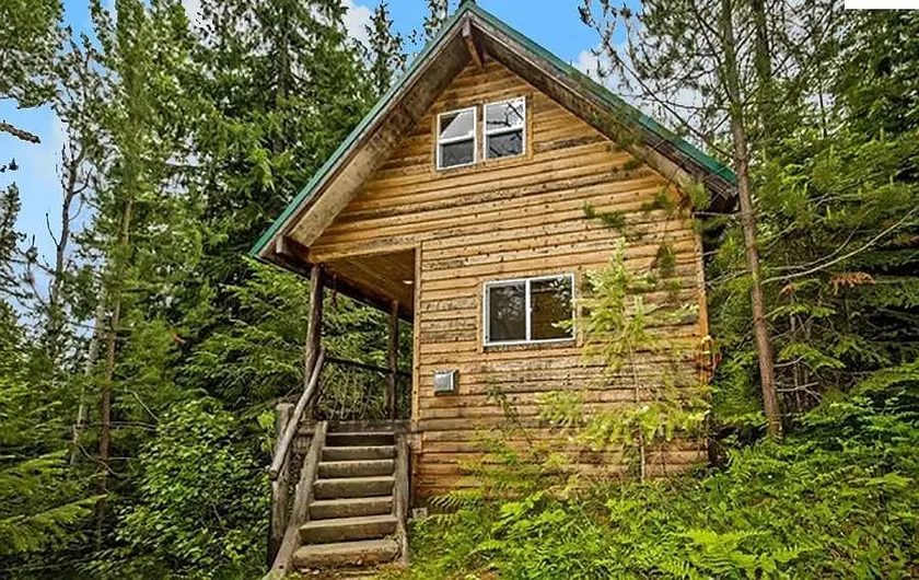 Jeru Cabin in the Upper Pack River Valley - Image 1
