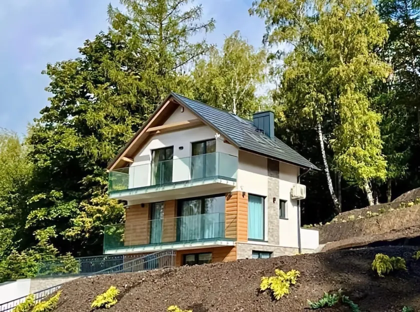 LUXURY OAK VILLAS - Image 1