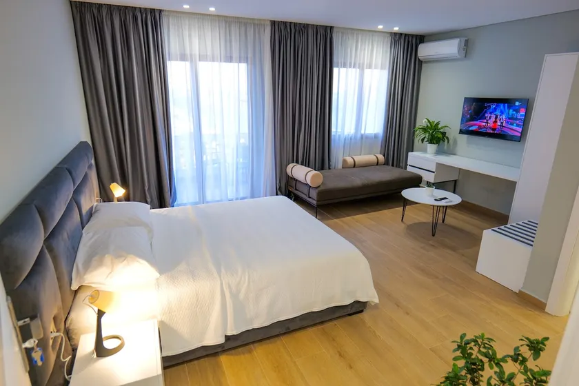 Sky Way SKK Luxury Apartments - Image 1