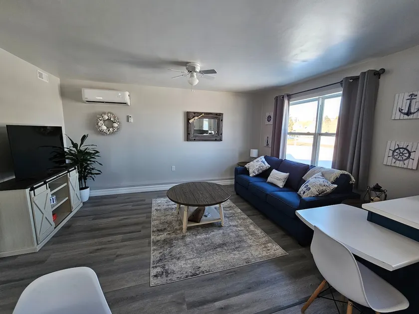 Oceanview Retreat | Sleeps 4 - Image 1