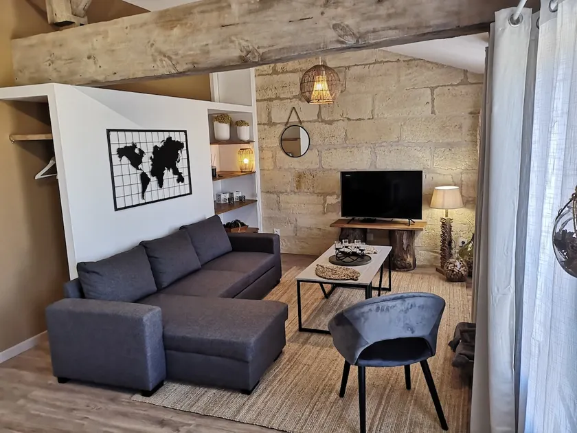 Chic nature apartment in the heart of the vineyard - Image 1