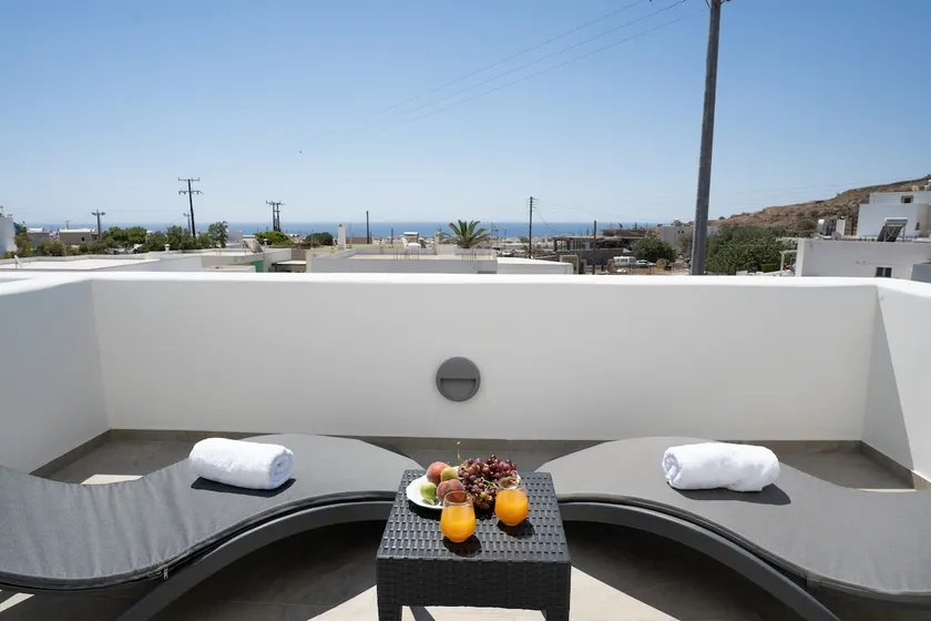 Sea View Suite with Private Hot tub - Image 1