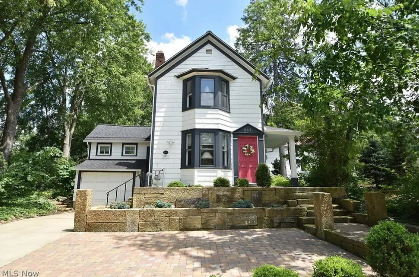 Charming home steps away from Main Street Hudson and Western Reserve Academy - Image 1