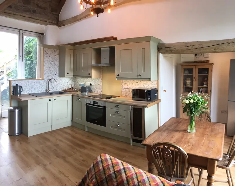 Idyllic, refurbished character barn. Sleeps 2. - Image 1