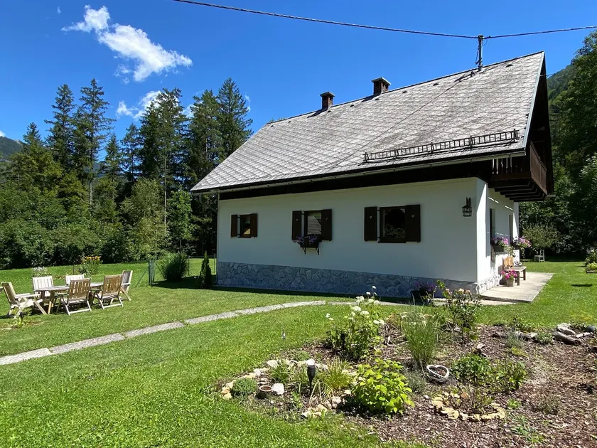 Vacation home with 4 double rooms - Image 1