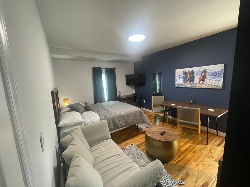 Cozy Studio A | No Pet Fee - Image 1