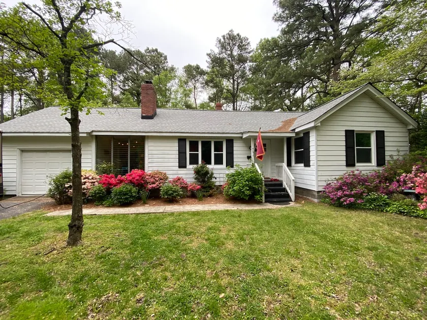 1-Bedroom Home Near Christopher Newport University - Image 1