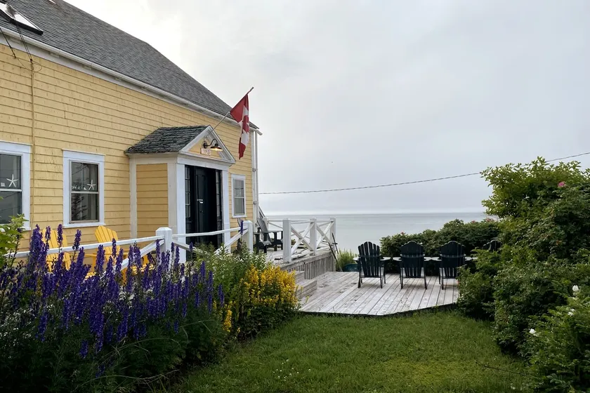 Harbour House - Halls Harbour Waterfront Getaway - Image 1