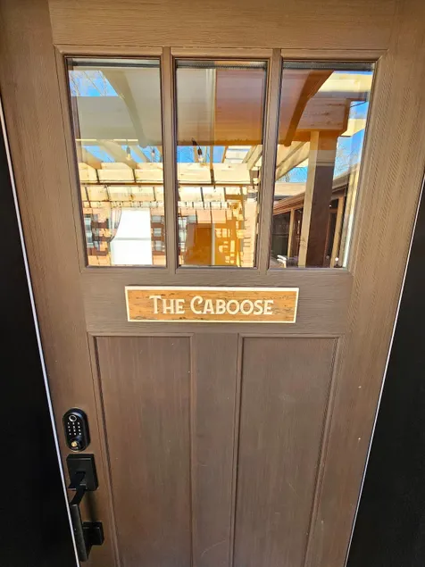 The Caboose - Cozy space steps from downtown. - Image 1