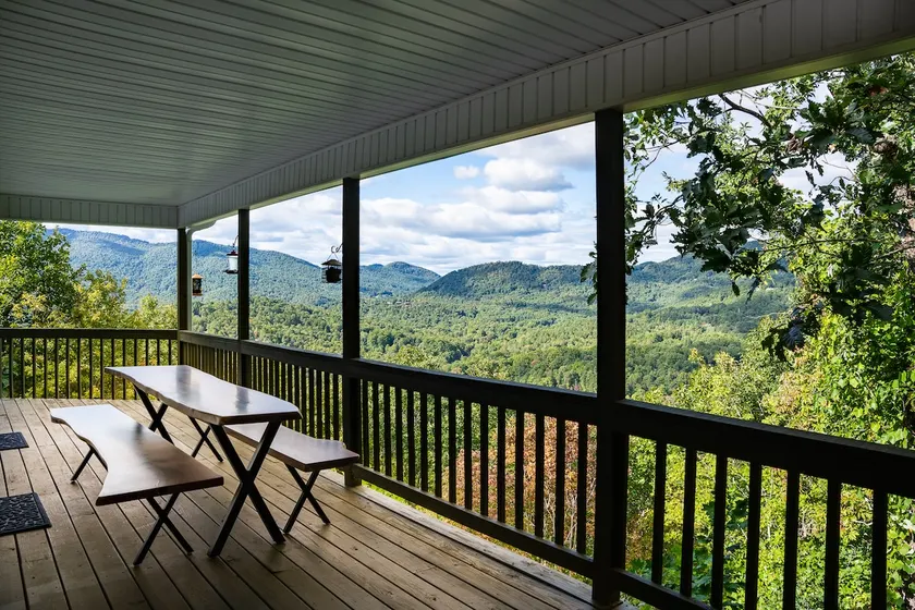 Overlook Nook - Views, Charm and Adventure! - Image 1
