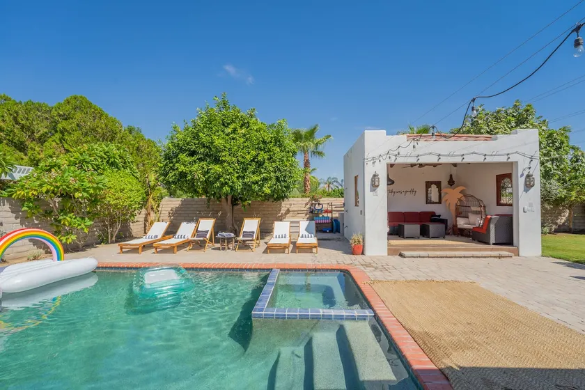 Desert Escape w/ Cabana, Spa Heat, & 1pm Check In - Image 1