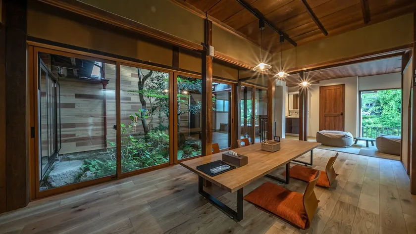[1 group per day, limited to 4 people] A townhouse along Miyagawa for rent ~ WAT RESORT Hida Machiyado Sakura ~ - Image 1