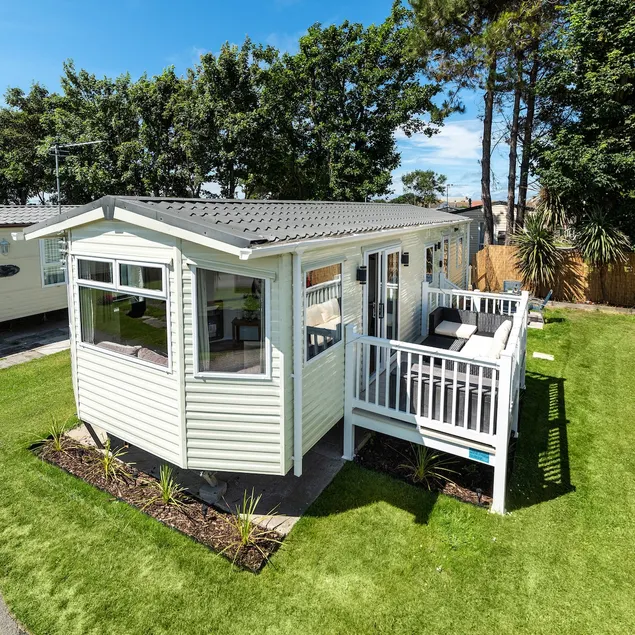 Dog Friendly Lovely Caravan by Beach Prestatyn N Wales 6 Berth Read full Host details before booking Mon in to Fri out Fri in to Mon out Mon to Mon Fri to Fri ONLY - Image 1