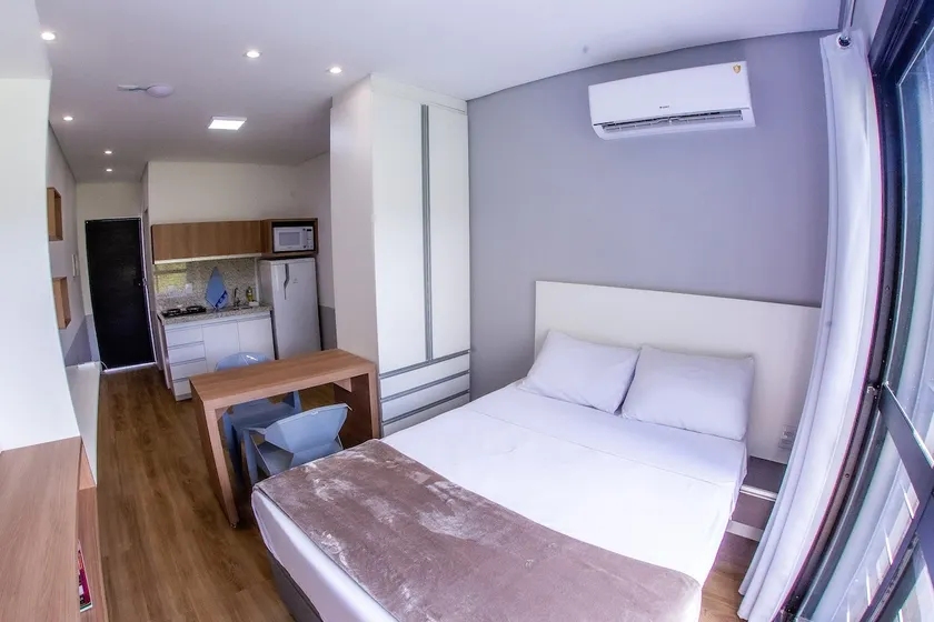 Flat Mini House com Quintal - Image 1