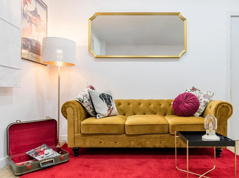 NEW! Elegant Apartment with Patio in Madrid centre - Image 1