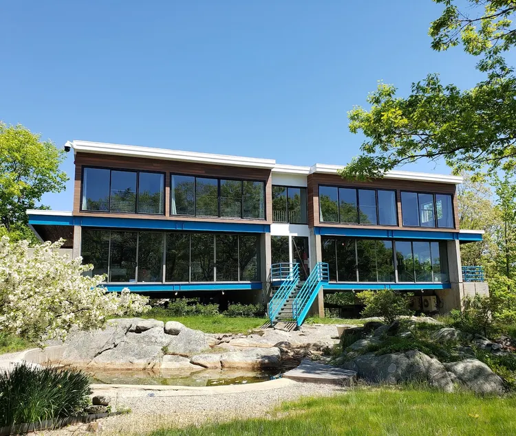 Secluded 20 acre 10BR ultra contemporary retreat - Image 1