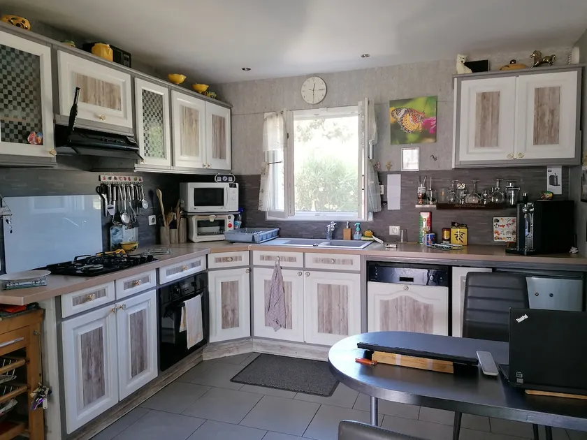 Beautiful and very practical house. - Image 1