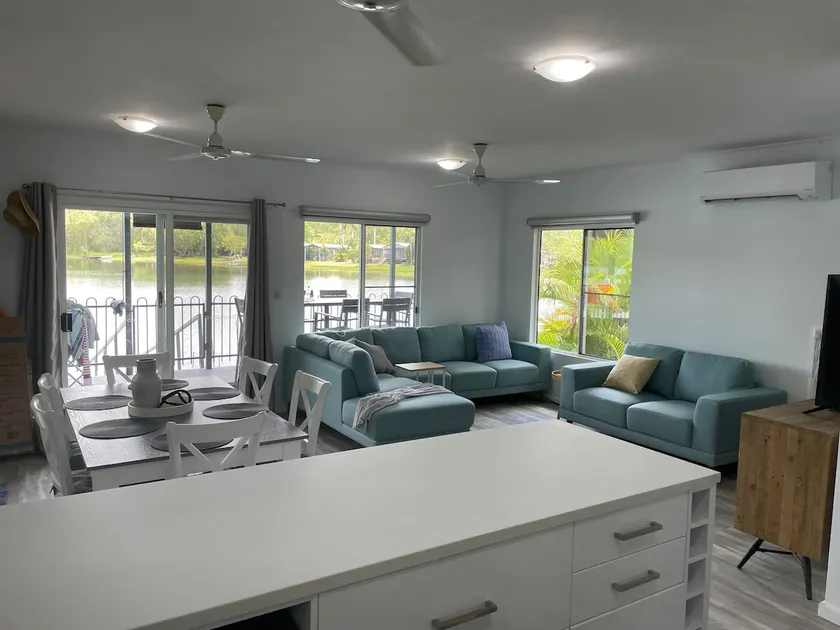 Jamily Jetty - 2 bedroom bungalow with pontoon - Image 1