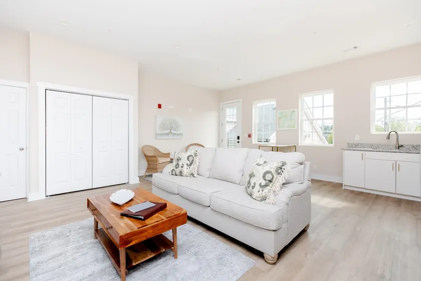 Unit 1 - In the Heart of Historic Downtown Perry - Image 1