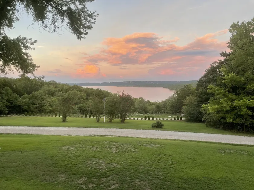 Wake Up To An Amazing View of Table Rock Lake - Image 1