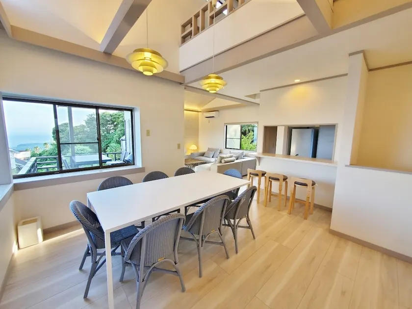 Maximum 12 people * Designer villa with a view of Izu Oshima and a natural hot spring - Image 1