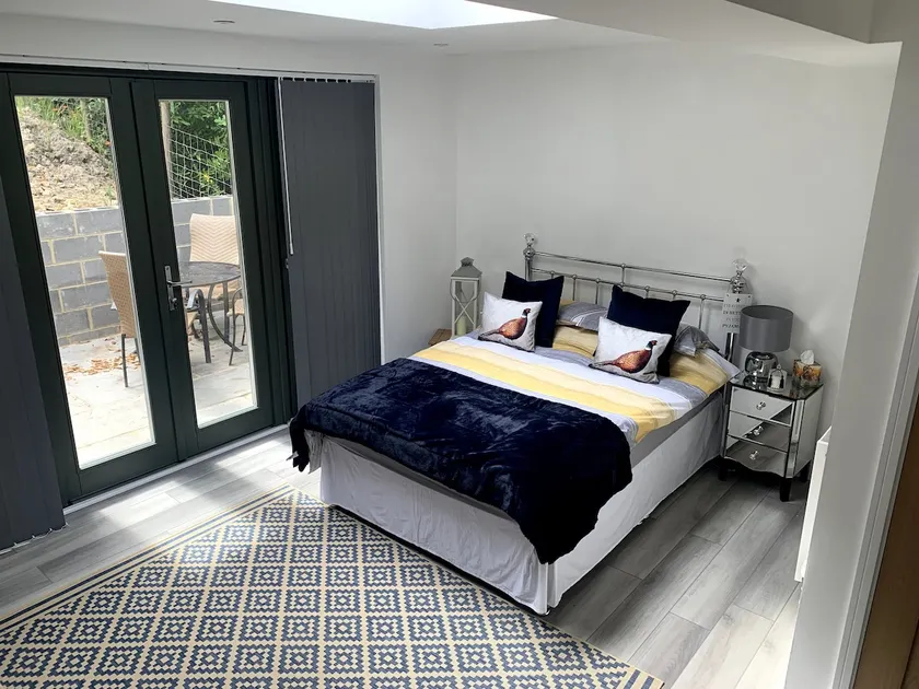 One bedroom Annex with private entrance & patio - Image 1