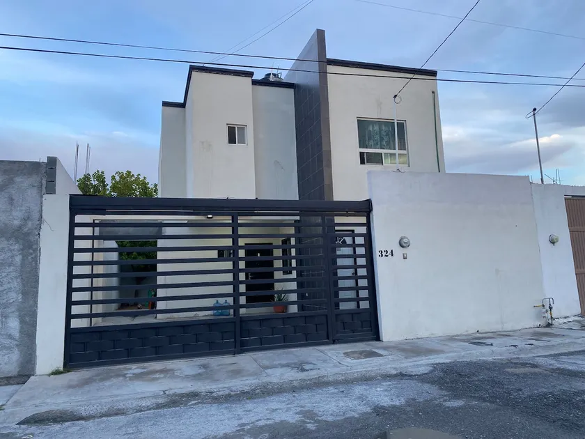 Spacious accommodation - Image 1