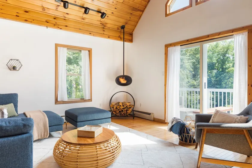 Catskill Chalet: Hot Tub, Fire Pit, Cozy, Private - Image 1