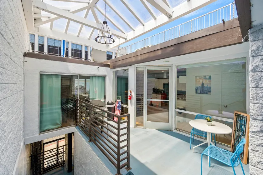 Huge Renovated Suite | Downtown SD | Sleeps 8+ - Image 1