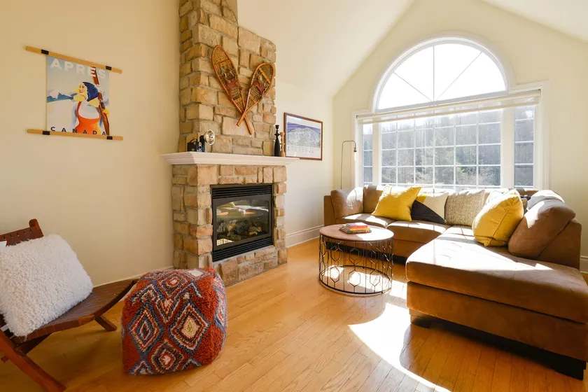 Trendy 3-bedroom condo close to the water park! - Image 1