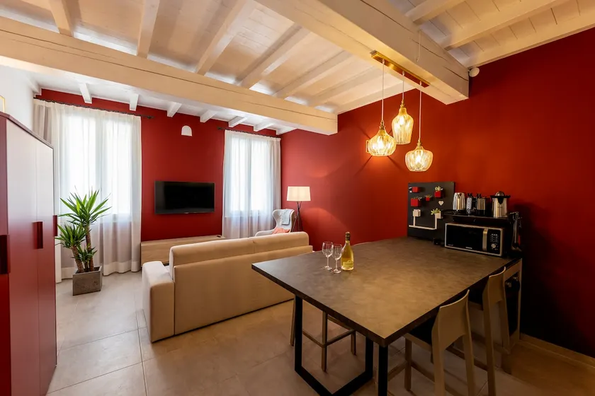 Modern Loft [Centre+Optional Garage] 2 min Station - Image 1