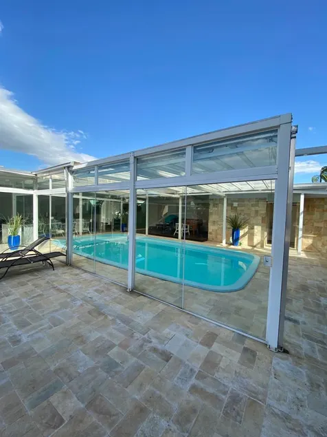Apartment with 3 Quat Pool and Parking - Image 1