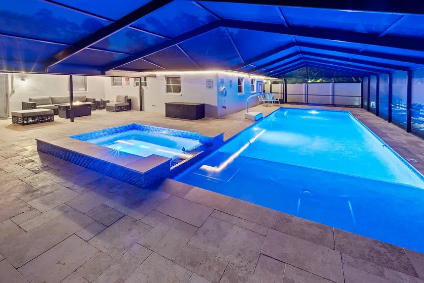 Villa Kailāsa - Pool, 6min drive to the Beach - Image 1