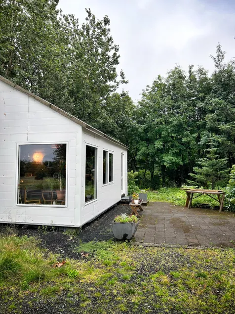 Tiny garden home in Mosfellsdalur - Image 1