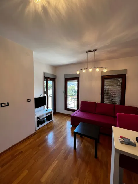 1-bedroom apartment - Image 1