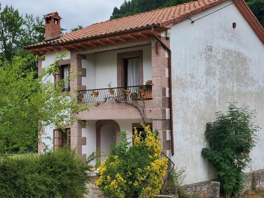 Casa de los Valles en RioNansa - Image 1