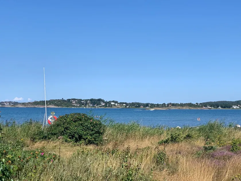 Cabin 200 meters from the sea. - Image 1