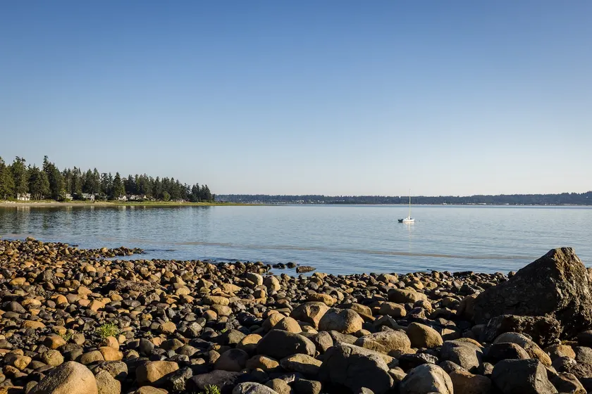 Baycrest Beach House - Image 1