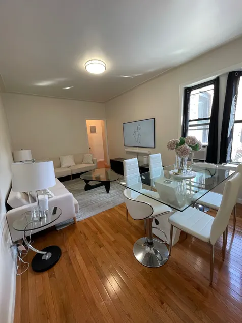 Modern 1BR Apt. in NYC, 15 min. to Manhattan - Image 1