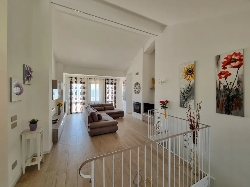 Villa Rosa - Image 1