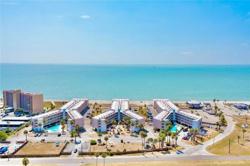 Yellow Submarine -Beachside Condo - North Beach-TX - Image 1