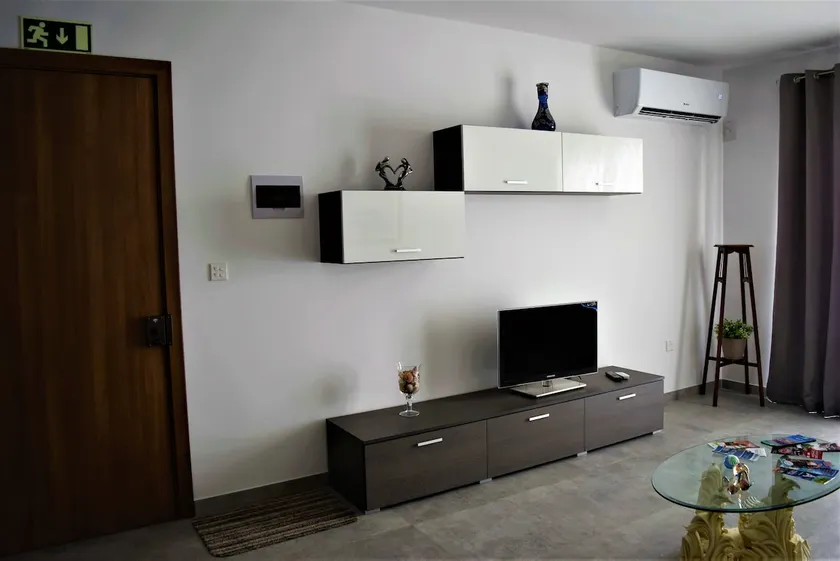 Lovely 3-bedroom apartment in L-Iklin - Image 1