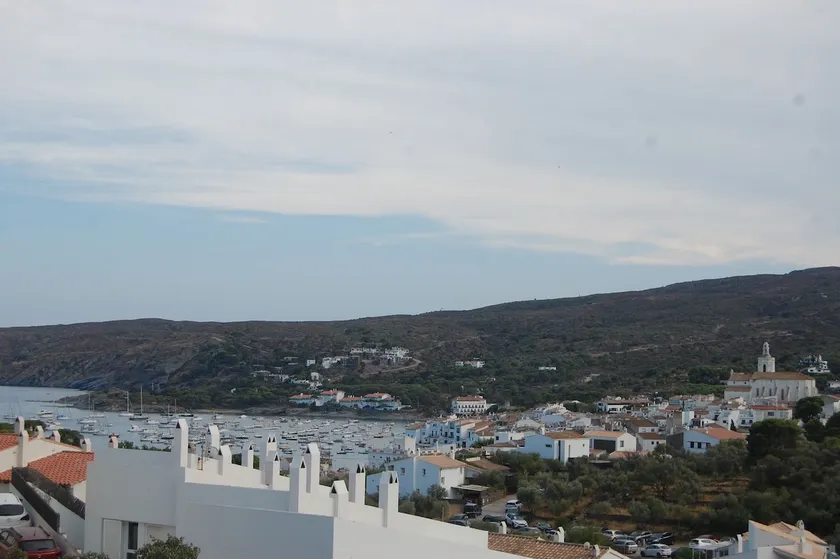 Wohnung in Cadaques mit Klimaanlage, privatem Parkplatz und herrlichem Meerblick - Image 1