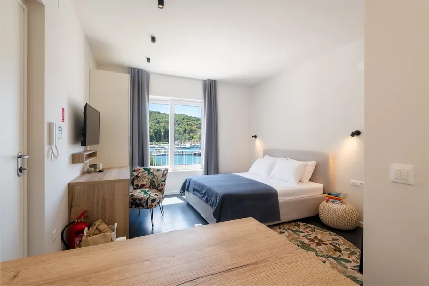 Luxury Seaview Studio Apartment - Luna - Image 1