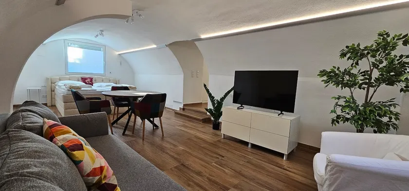 The Modern Cave Lodge - ComfyHome Apartments Stuttgart - Image 1