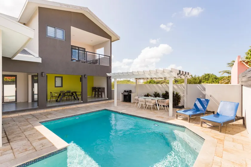 Villa Glam-Large Luxury Resort Home sleep 13w/pool - Image 1
