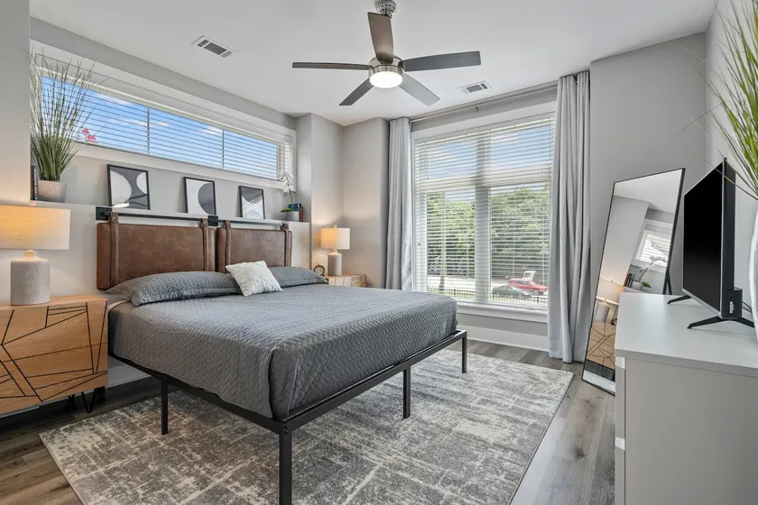 Luxury Modern Condo w/ King Beds. Brand New Build - Image 1