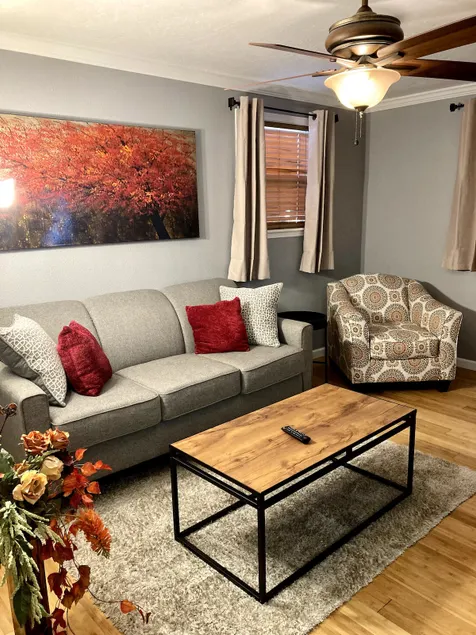 Peaceful & Spacious Beautiful Home! - Image 1